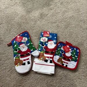 NWT 4 Piece SET of Santa Claus North Pole Kitchen Towel & Pot Holders Oven Mitt